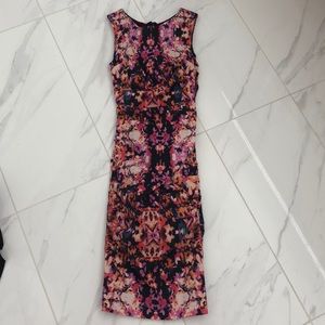 Nicole Miller Floral Dress 🌺🌻🌹🌷